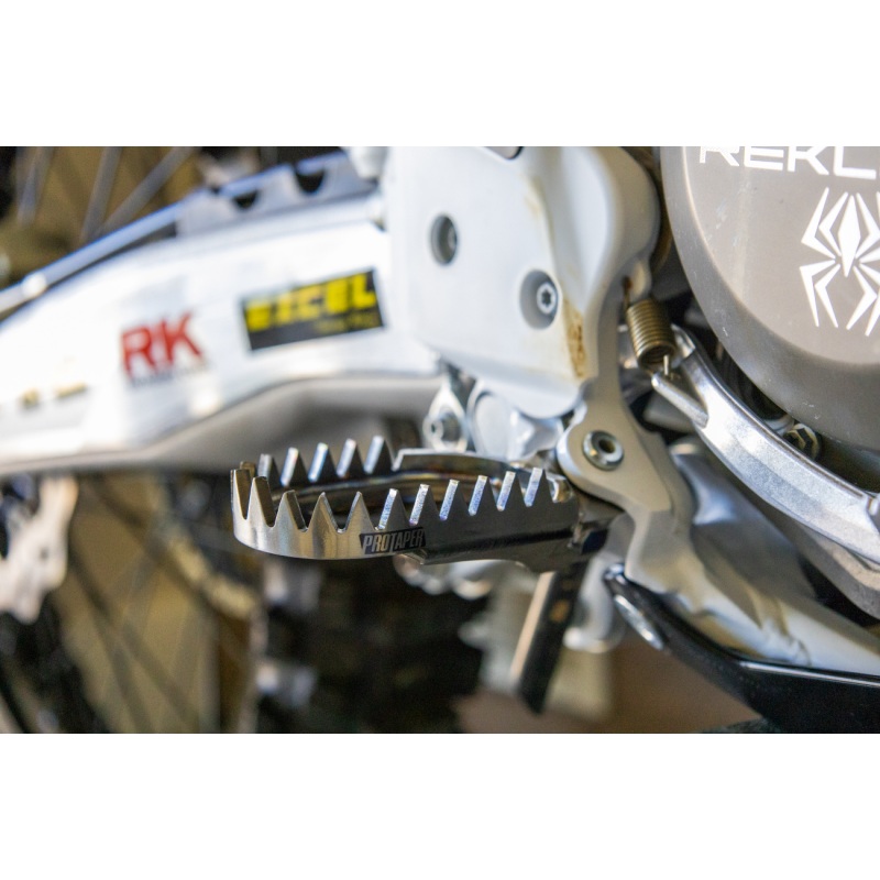 Pro Taper 07-22 Kawasaki Titanium Footpegs