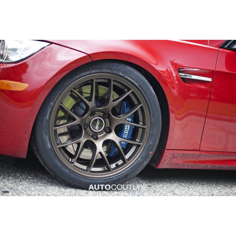 StopTech 08-13 BMW M3 (E9X) Front Big Brake Kit ST-40 Calipers 355x35mm Rotors