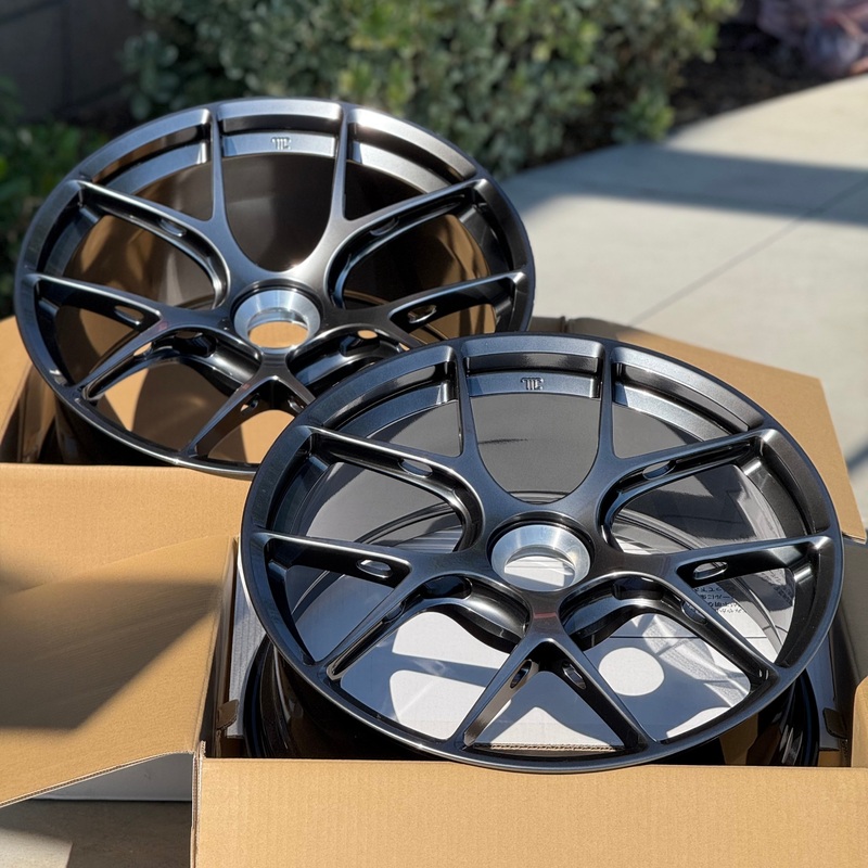 BBS FI-R 20×9 +52, 20×12 +44 CL Diamond Black (SET)