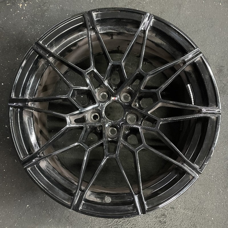 19″ BMW M3 21-24 19×9.5 10 spoke diamd spoke w/o machined face Original OEM Wheel Rim