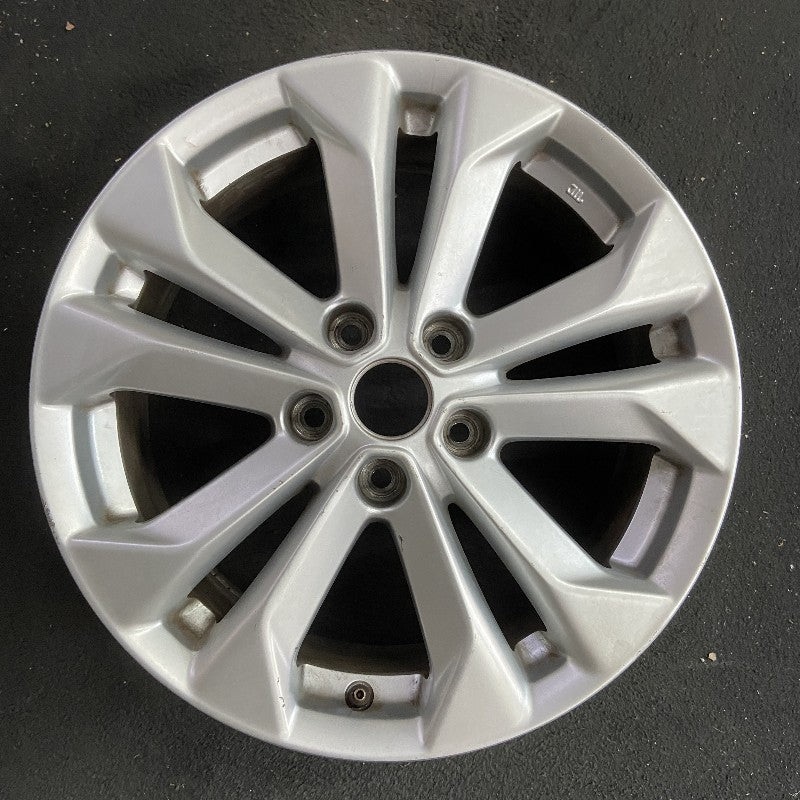 17″ ROGUE 14-15 17×7 alloy 10 spoke VIN 5 1st digit USA built Original OEM Wheel Rim
