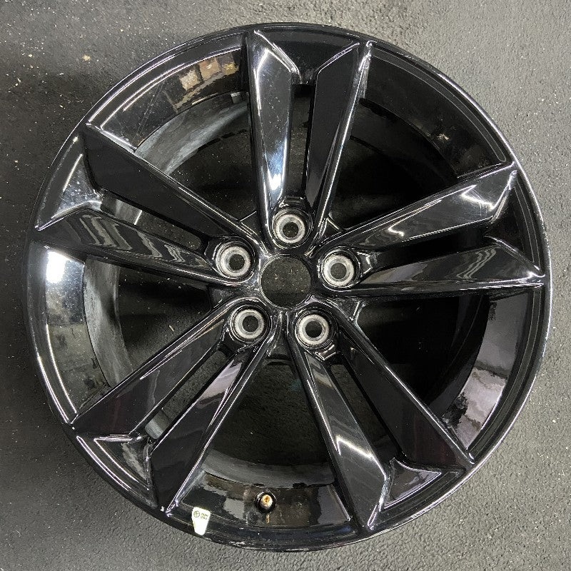 18″ MUSTANG 24 18×8.5 5 split spoke Original OEM Wheel Rim