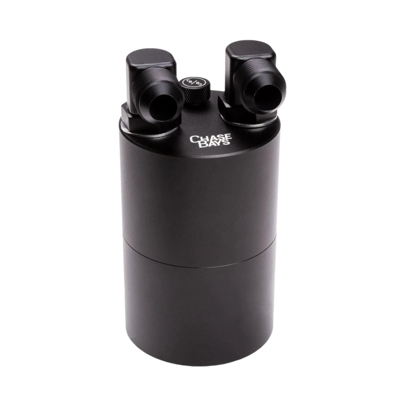 Chase Bays – 10AN 90A L-Fitting Inlet -10AN 90 Deg Elbow Outlet Oil Catch Can w/Type 2 Bracket